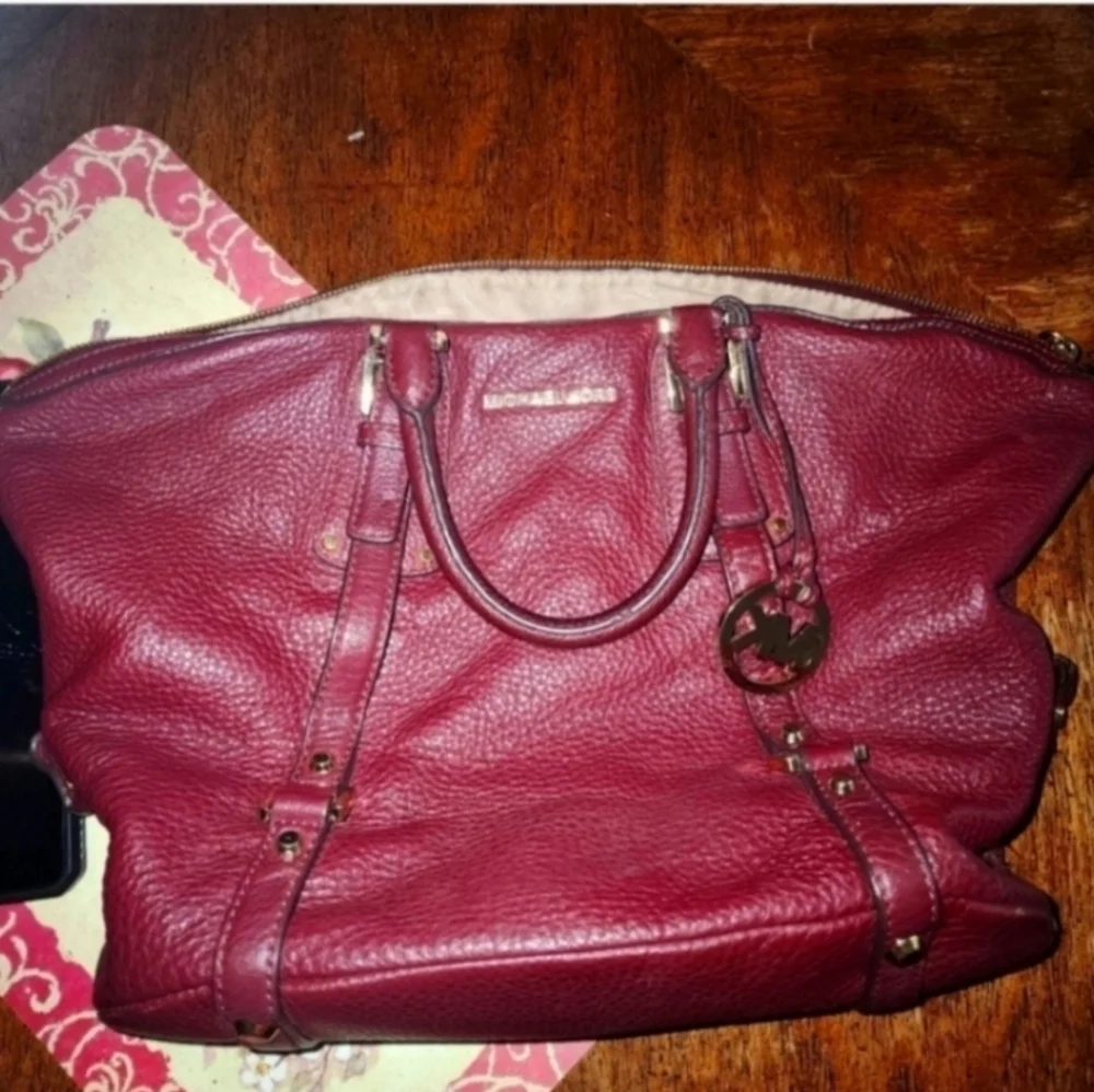 VINTAGE Michael Kors Bedford Legacy Convertible Satchel